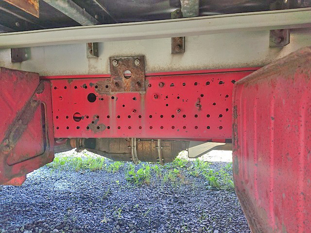 いすゞフォワードアルミウイング中型（4t）[写真14]