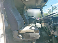 いすゞフォワードアルミウイング中型（4t）[写真24]