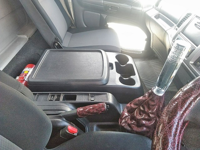 日野レンジャーアルミバン中型（4t）[写真37]