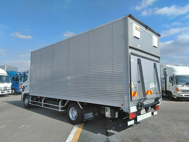 日野レンジャーアルミバン中型（4t）[写真04]
