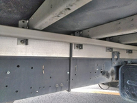 いすゞフォワードアルミウイング中型（4t）[写真20]