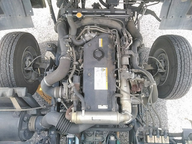 いすゞフォワードアルミウイング中型（4t）[写真24]