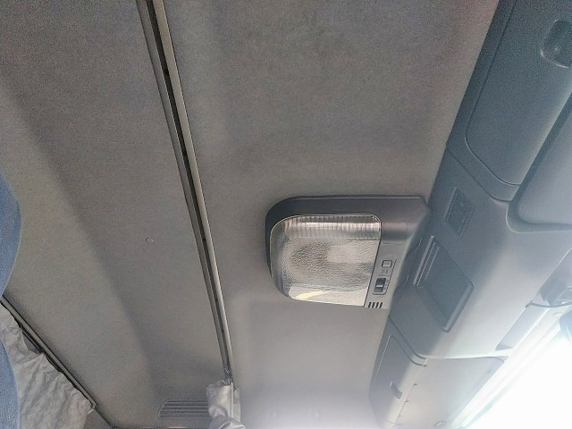 いすゞフォワードアルミウイング中型（4t）[写真31]