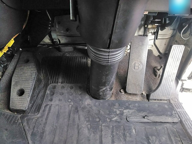 いすゞフォワードアルミウイング中型（4t）[写真39]