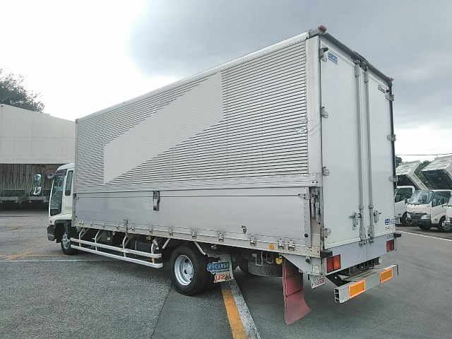 いすゞフォワードアルミウイング中型（4t）[写真04]