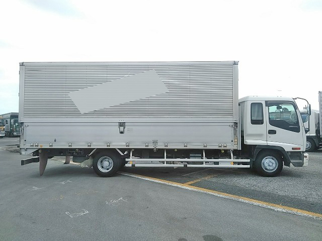 いすゞフォワードアルミウイング中型（4t）[写真06]