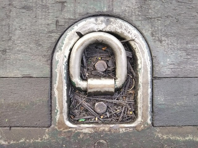 三菱ふそうスーパーグレート平ボディ大型（10t）[写真16]