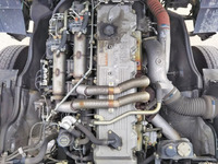 三菱ふそうスーパーグレート平ボディ大型（10t）[写真23]