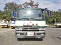 三菱ふそうスーパーグレート平ボディ大型（10t）[写真08]