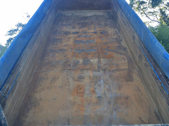 UDトラックスビッグサムダンプ大型（10t）[写真16]