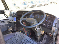 UDトラックスビッグサムダンプ大型（10t）[写真33]