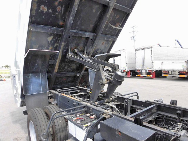 三菱ふそうファイター深ダンプ（土砂禁ダンプ）中型（4t）[写真10]