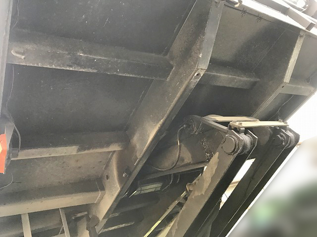 三菱ふそうスーパーグレートダンプ大型（10t）[写真17]