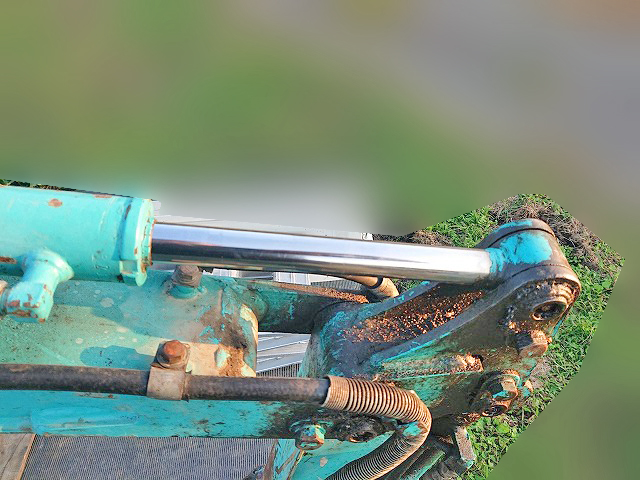 コベルコミニユンボ（ミニバックホー）[写真04]