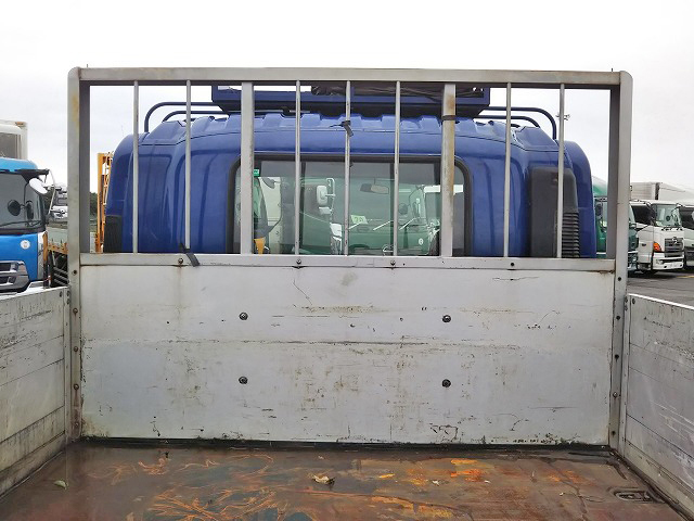 いすゞフォワードアルミブロック中型（4t）[写真13]