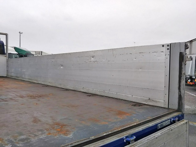 いすゞフォワードアルミブロック中型（4t）[写真17]