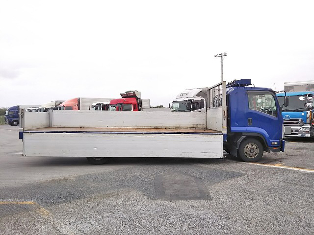 いすゞフォワードアルミブロック中型（4t）[写真08]