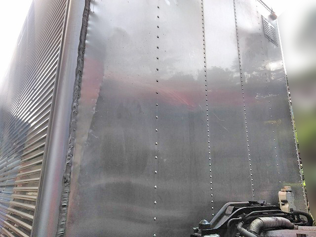 三菱ふそうファイターアルミバン中型（4t）[写真15]