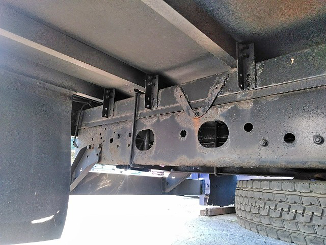 三菱ふそうファイターアルミバン中型（4t）[写真20]