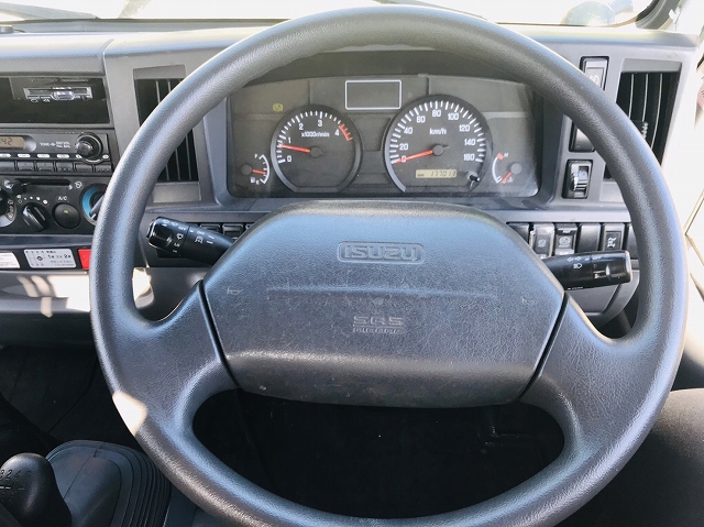 いすゞエルフクレーン4段小型（2t・3t）[写真23]