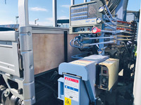 いすゞエルフクレーン4段小型（2t・3t）[写真03]