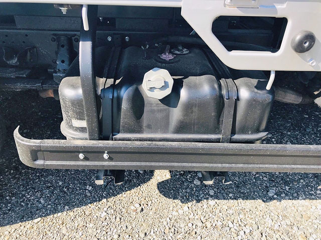 いすゞエルフクレーン4段小型（2t・3t）[写真09]