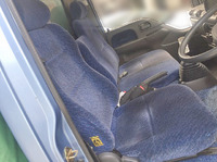 いすゞエルフ平ボディ小型（2t・3t）[写真15]