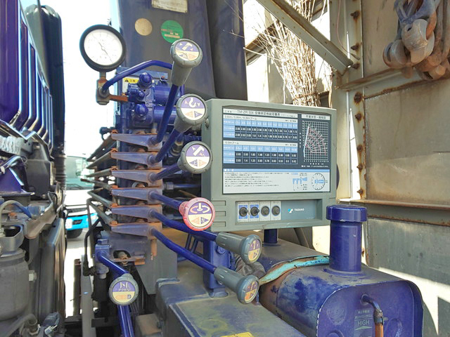 三菱ふそうスーパーグレートクレーン4段大型（10t）[写真13]