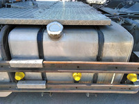 いすゞギガトレーラーヘッド（トラクターヘッド）大型（10t）[写真17]