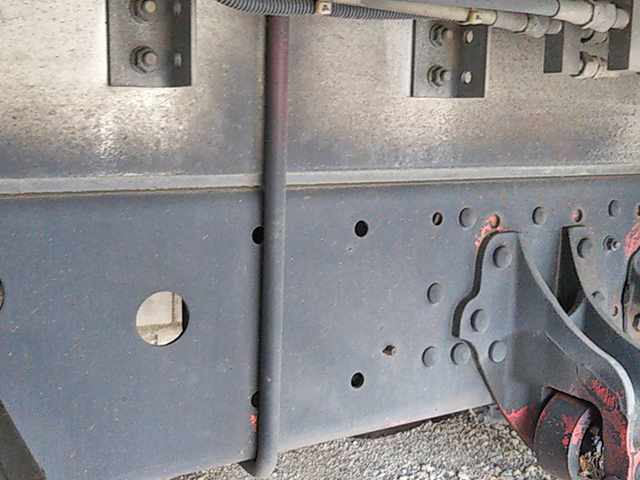 三菱ふそうファイターアルミウイング中型（4t）[写真19]