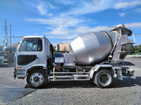 UDトラックスコンドルミキサー車（コンクリートミキサー）増トン（6t・8t）[写真05]