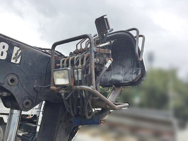 三菱ふそうファイターヒアブクレーン増トン（6t・8t）[写真13]