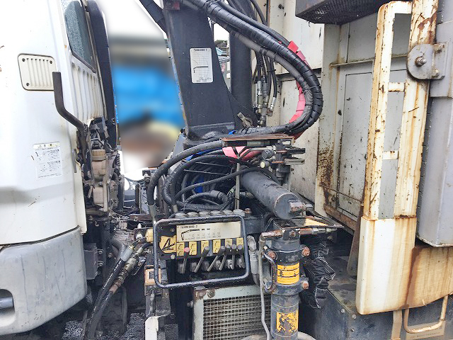 三菱ふそうファイターヒアブクレーン増トン（6t・8t）[写真16]