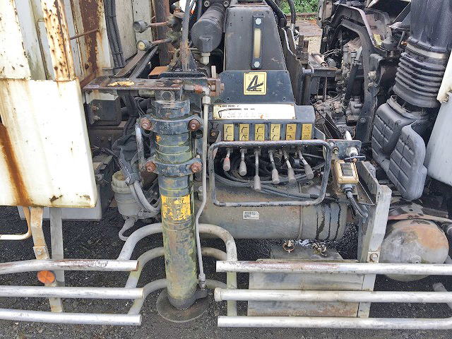 三菱ふそうファイターヒアブクレーン増トン（6t・8t）[写真17]