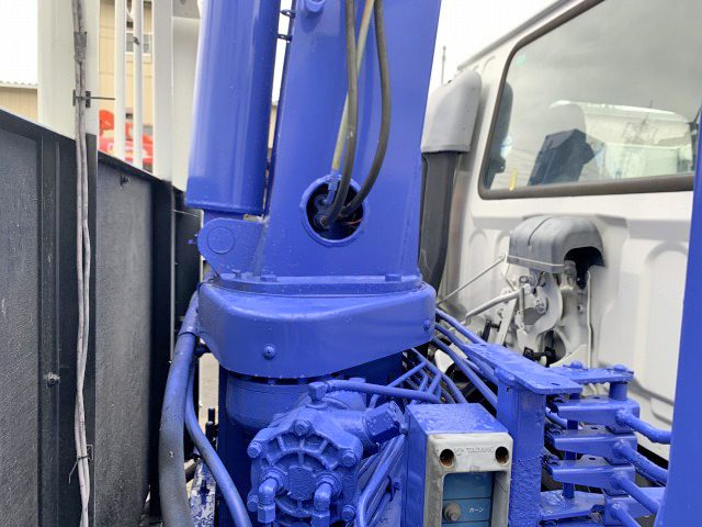 いすゞフォワードセルフクレーン4段中型（4t）[写真16]