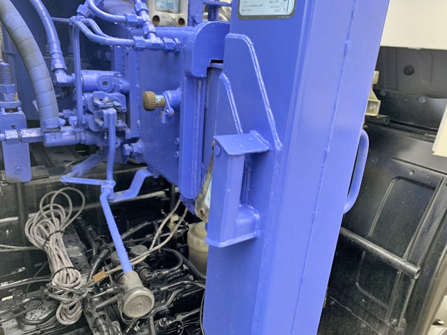 いすゞフォワードセルフクレーン4段中型（4t）[写真19]