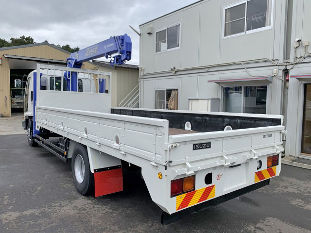 いすゞフォワードセルフクレーン4段中型（4t）[写真02]