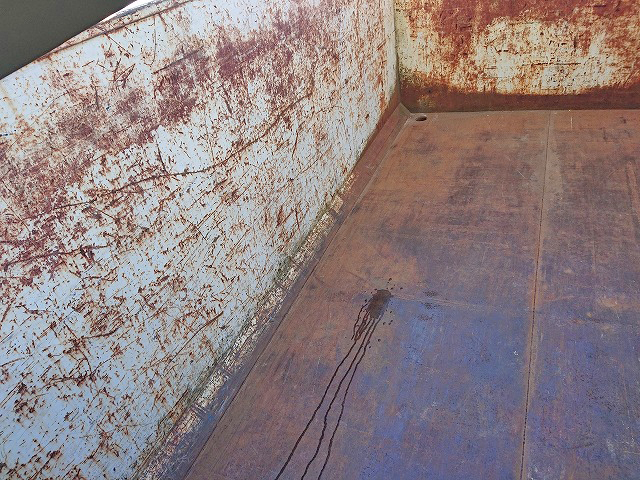 三菱ふそうファイター深ダンプ（土砂禁ダンプ）中型（4t）[写真14]