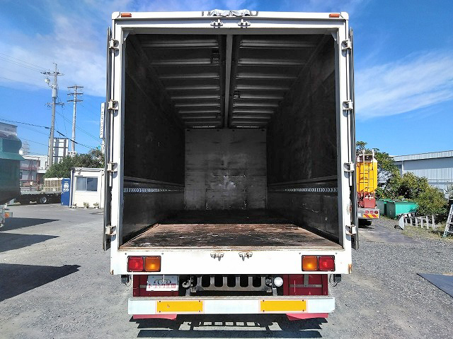 いすゞフォワードアルミウイング中型（4t）[写真10]