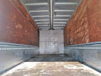 いすゞフォワードアルミウイング中型（4t）[写真11]