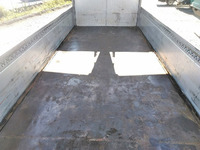 いすゞフォワードアルミウイング中型（4t）[写真15]