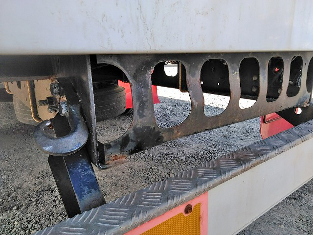 いすゞフォワードアルミウイング中型（4t）[写真21]