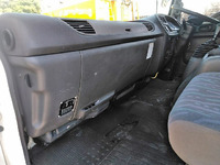 いすゞフォワードアルミウイング中型（4t）[写真30]