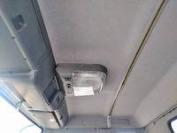 いすゞフォワードアルミウイング中型（4t）[写真34]