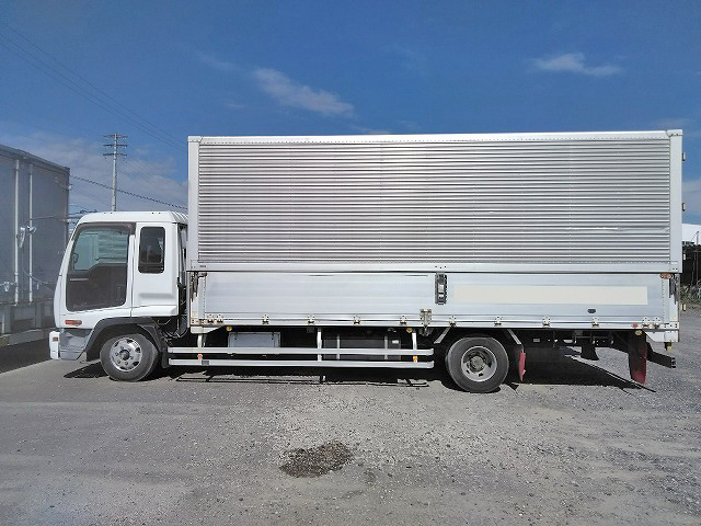 いすゞフォワードアルミウイング中型（4t）[写真05]