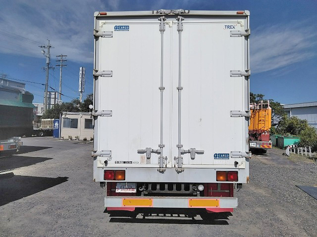 いすゞフォワードアルミウイング中型（4t）[写真09]