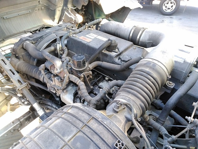 UDトラックスクオンユニック5段大型（10t）[写真28]