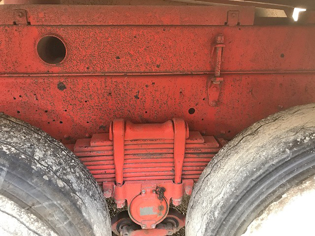 いすゞギガダンプ大型（10t）[写真14]