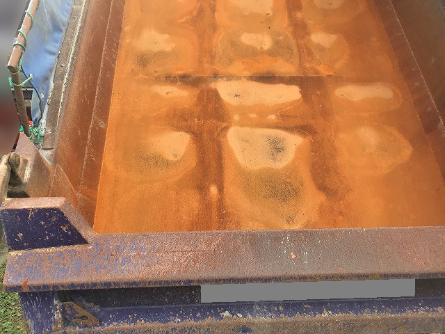 いすゞギガダンプ大型（10t）[写真09]