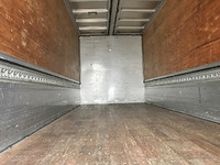 いすゞフォワードアルミウイング中型（4t）[写真11]